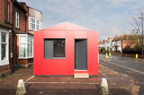 Richard Rogers Stackable Y Cube Prefabs Provide Affordable Housing In