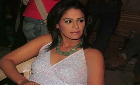 Mms Scandal Mona Singh Says That Isnt Her