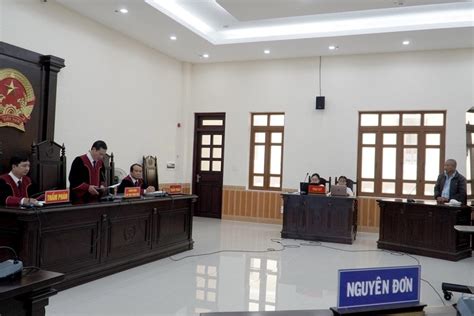 Lãnh án 2 Năm Tù Vì Khóa Cửa Nhốt Tổ Thẩm định Của Tòa án Báo Pháp Luật Việt Nam điện Tử