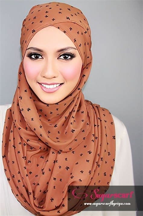 17 Cute Hijab Styles For Round Face With Simple Tutorials Hijab Designs Hijab Fashion Hijab