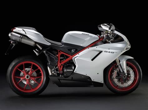 Ducati Superbike 848 Evo 2013 2014 Specs Performance And Photos