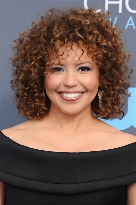19 Celebrity Short Curly Hair Ideas Short Haircuts And Hairstyles For
