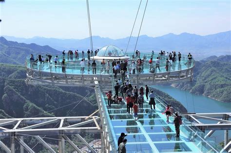 5 Viewing Platforms Around the World That Offer Spectacular Sights