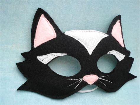 Black Cat Mask By Herflyinghorses On Etsy