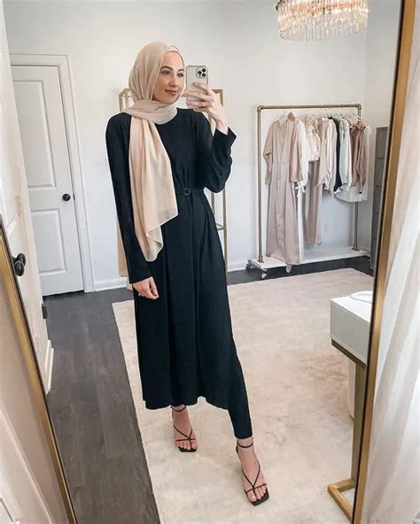 Stylish Modest Summer Outfits To Wear In