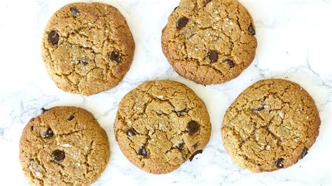 To me no dessert says summer like a s'more. THE BEST HEALTHY CHOCOLATE CHIP COOKIES! NO GLUTEN, DAIRY ...