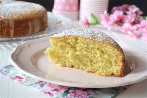 E' un dolce dove non si spreca nulla, infatti l'arancia si usa intera con tutta la buccia, così da fare il pieno di vitamine, calcio, potassio e magnesio. » Pan d'arancio - Ricetta Pan d'arancio di Misya