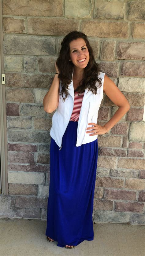 what i wore real mom style styling a white vest and inside out braid realmomstyle momma in