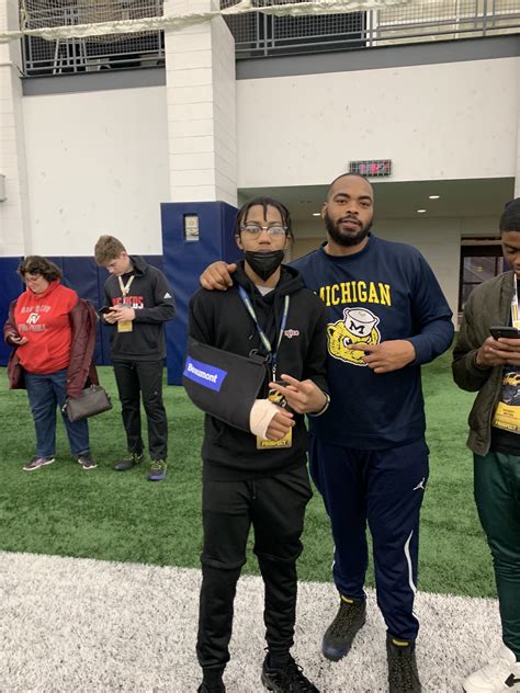 𝘿𝙤𝙣𝙤𝙫𝙖𝙣 𝙄𝙨𝙖𝙖𝙘 on twitter thank you umichfootball football staff and coaches for allowing me