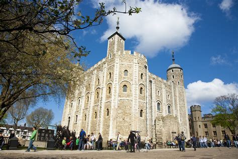 Why You Should Visit The Tower Of London Postcards And Passports