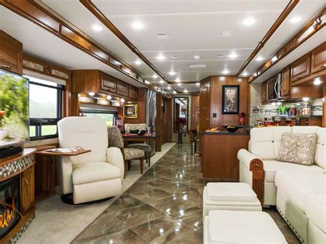 8 Keys To Choosing The Right Rv Floor Plan The First Time And 1 Area
