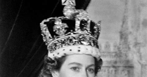 The Mad Monarchist Queen Elizabeth Ii 60 Years On The Throne
