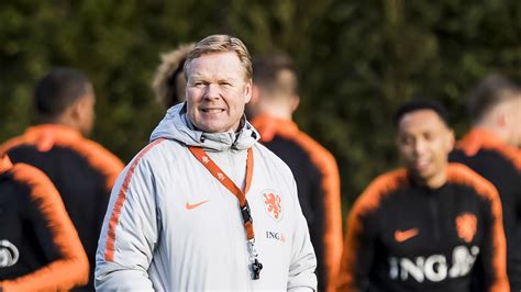 Der europameister von 1988 siegte am montag in amsterdam 3:0 (1:0) gegen nordmazedonien. Deutschland vs. Holland: TV, LIVE-STREAM, Aufstellungen ...
