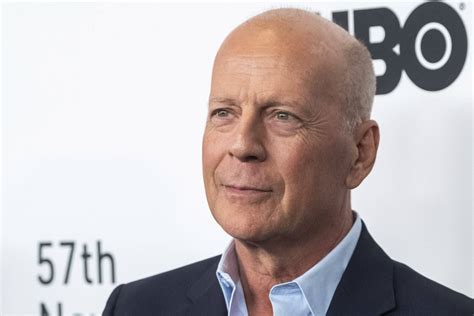 Bruce Willis Atteint De Démence Fronto Temporale Sa Famille Sort Du