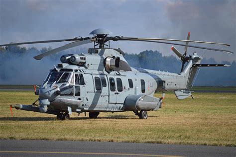 La Pologne Choisi Le Caracal Ec725 Airbus Helicopters Aaf Actu