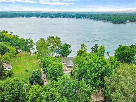 17 Best Lakes In Indiana For An Ideal Getaway Flavorverse