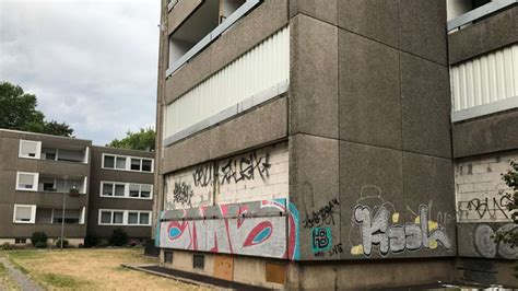 61 m² wohnfläche (ca.) 2 zimmer. Dortmund-Nordstadt: Nach Jahren beginnt der Abriss des ...