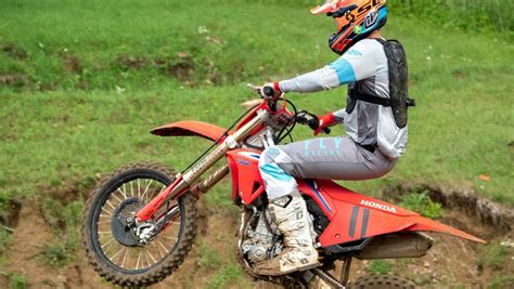 The Perfect Ride for Thrill Seekers With Aurora Honda Motorcycle