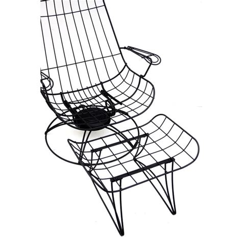 It is a retro style outdoor furniture store which also provides vintage furniture. Mid-Century Homecrest Metal Wire Patio Chairs & Ottoman ...