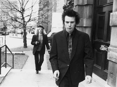 Sid Vicious Is Still Punks Biggest Mystery 40 Years After His Death The Independent The