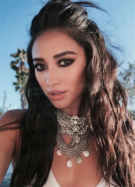 Jessiiee02 Shay Mitchell Makeup Shay Mitchell Style Beauty Makeup