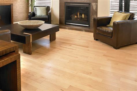 Unfinished engineered wood flooring allows you to put your personal touch into your flooring. Warm maple flooring | Maple hardwood floors, Maple floors ...