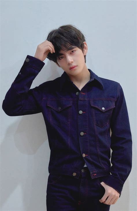 The album was released in four versions and contains nine tracks, with dna as its lead single. BTS Unveils Stunning First Concept Photos For "Love ...