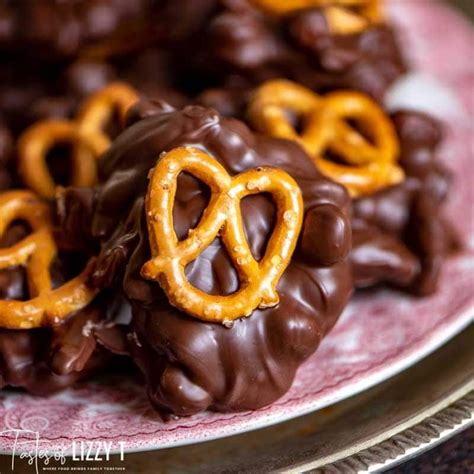 Homemade turtles (caramel, pecan, and chocolate clusters). How To Make Turtles With Kraft Caramel Candy - Homemade ...