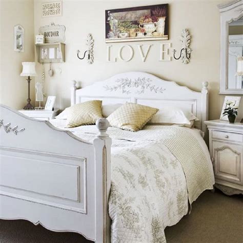 30 Best French Country Bedroom Decor And Design Ideas For 2021