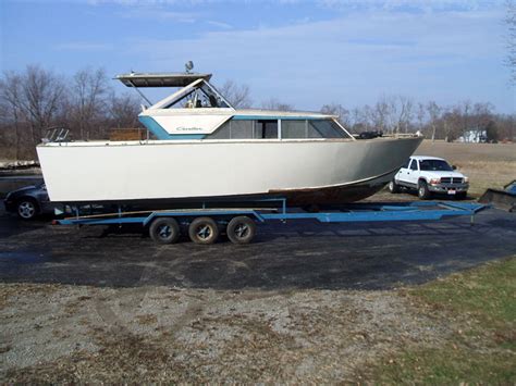 30 Feet 1966 Chris Craft Cavalier Cruiser 31833 Antique Boat America