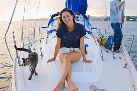 This Couple Quit Their Jobs To Sail The World Together 24 Pics