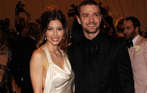First Look See Justin Timberlake And Jessica Biel S Wedding Photo Toofab Com