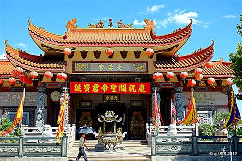 The Top Vietnam Temples To Visit Vietcetera