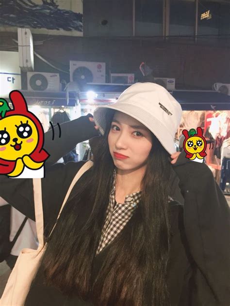 Cherry Bullet Weverse Lovesosweet On Twitter Kpop Girls Korean Girl