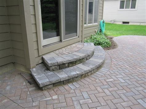 Easy Patio Steps With Brick Pavers Patio Steps Patio Stairs Brick