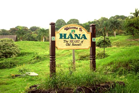Speedishuttle Road To Hana Maui Tours