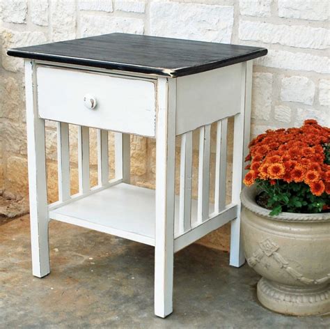 Side Tables For Small Spaces Interesting Ideas For Home