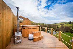 Glamping With A Hot Tub Longlands Luxury Glamping In Devon