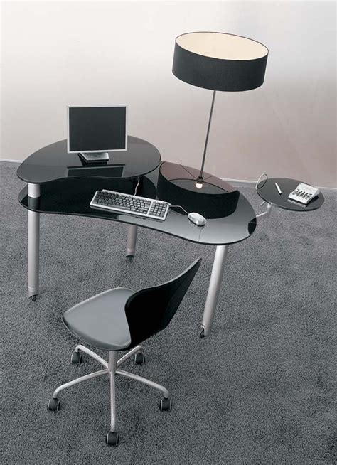 Office Workspace Futuristic Ergonomic Office Chair Complete With Dark