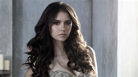 Nina Dobrev Regressa Ao Papel De Elena Para O Final De The Vampire Diaries Notícias De