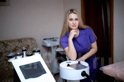 Массаж антицеллюлитный похудела Антицеллюлитный массаж, липолитики, вакуумный массаж, Вибро, рф лифтинг Антицеллюлитный массаж, липолитики, вакуумный массаж, Вибро, рф лифтинг Массаж антицеллюлитный похудела