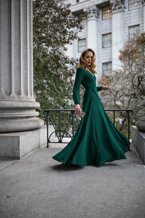 Best site to plan a modern indian wedding, wedmegood covers real weddings, genuine reviews and best vendors | candid. 30 Dresses In 30 Days Fall/Winter 2017: Black Tie Wedding ...
