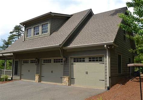Garage apartment floor plans resemble. 3 car Garage Addition with Breezeway | Appartment above ...