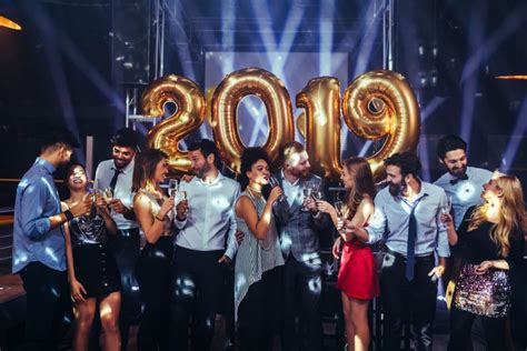 5 New Years Eve Party Ideas For A Stylish Soirée Mag Nificent