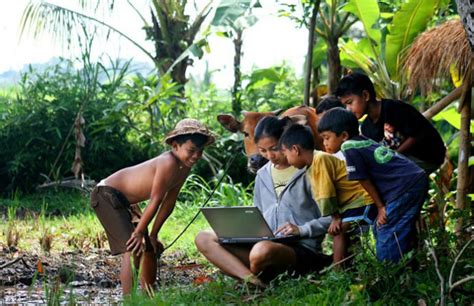 Desa Digital Perbaiki Perekonomian Jawa Barat Abdi Desa