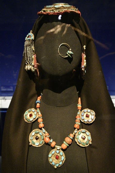 Saudi Arabian Gold Turquoise And Coral Jewelry From The Najd Region Middle Eastern Jewelry