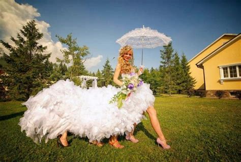 The Most Insane Wedding Dresses A Real Shame Page 15 Of 25 Picline
