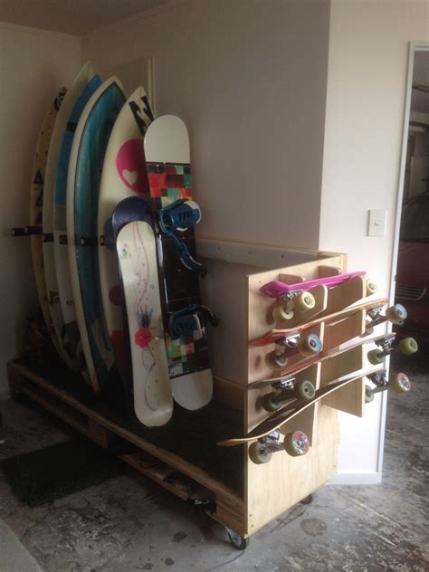 Best diy surf racks from 1000 images about surfboard rack diy on pinterest. 1 - The Surfing Philosophy - Fun! | Skateboard storage, Surfboard storage, Surfboard rack