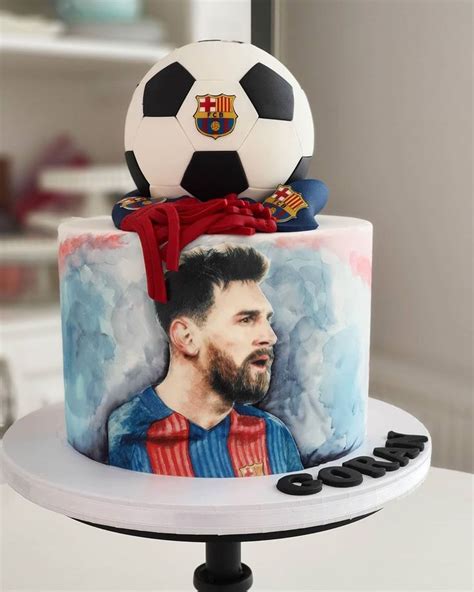 Pastel De Lionel Messi In 2020 Beautiful Birthday Cakes Soccer Cake