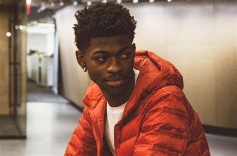 In the clip, lil nas x ditched a pink jumpsuit. Country or Not? Lil Nas X's 'Old Town Road' Raises Big ...